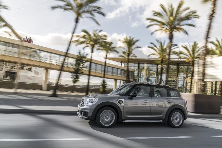  Mini Cooper S E Countryman ALL4 (F60) 2017 года  (WW) (фото 136 из 173)